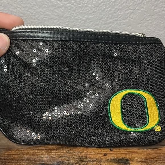 Oregon Ducks Black Sequin Wristlet clutch  purse - Picture 16 of 16